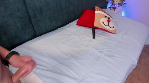 Snapshot of kataleyandliam chatting on 12/16/24, 11:50 Kataleya Liam online show from 12/16/24, 11:50