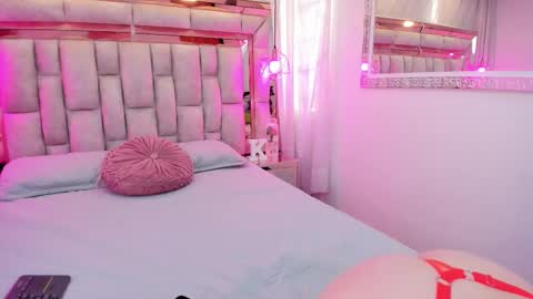 katalina_evanss online show from 01/18/26, 12:09