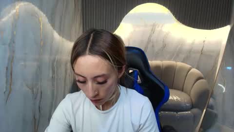 Katalina  online show from 02/24/26, 03:15