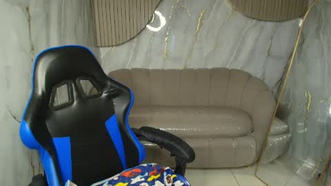 Katalina  online show from 04/06/26, 08:10