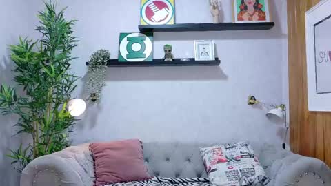 katalinalee_ online show from 06/04/26, 11:38