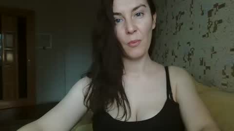 Snapshot of katalinaqe chatting on 09/09/25, 07:30 KatalinaQE online show from 09/09/25, 07:30