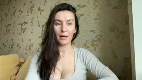 Snapshot of katalinaqe chatting on 02/02/26, 10:25 KatalinaQE online show from 02/02/26, 10:25