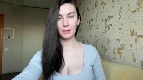 Snapshot of katalinaqe chatting on 02/03/26, 06:40 KatalinaQE online show from 02/03/26, 06:40