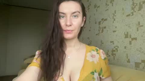 Snapshot of katalinaqe chatting on 02/14/26, 09:06 KatalinaQE online show from 02/14/26, 09:06