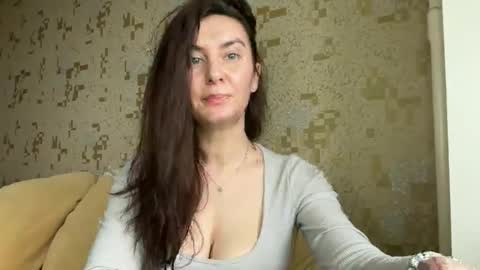 Snapshot of katalinaqe chatting on 02/25/26, 08:24 KatalinaQE online show from 02/25/26, 08:24