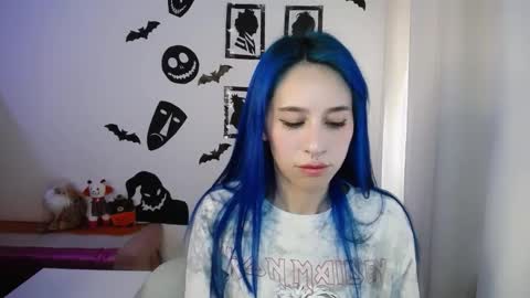 Maca online show from 10/22/25, 02:39