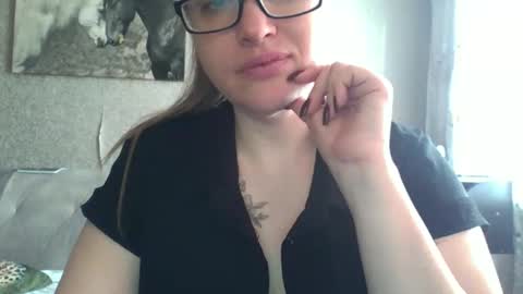 Snapshot of katarios_x chatting on 09/29/25, 04:06 katarios online show from 09/29/25, 04:06