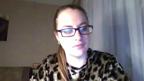 Snapshot of katarios_x chatting on 10/24/25, 08:38 katarios online show from 10/24/25, 08:38