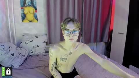 Snapshot of katcocco chatting on 09/27/25, 04:01 hotkokecct online show from 09/27/25, 04:01