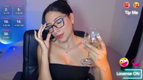 Carla Palmer online show from 01/12/25, 01:11