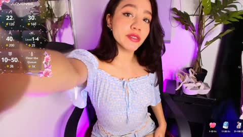 Snapshot of kate_crown chatting on 01/25/25, 01:19 Kate Crown online show from 01/25/25, 01:19