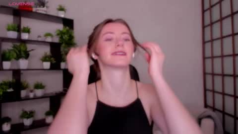 Kate online show from 03/27/26, 02:17