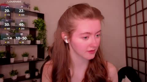 Snapshot of kate_cuddle chatting on 04/30/26, 02:51 Kate online show from 04/30/26, 02:51