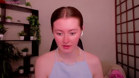 Snapshot of kate_cuddle chatting on 06/23/26, 02:09 Kate online show from 06/23/26, 02:09