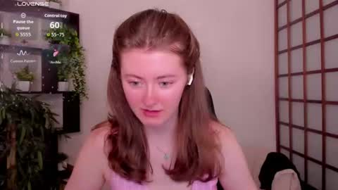 Snapshot of kate_cuddle chatting on 07/03/26, 02:40 Kate online show from 07/03/26, 02:40