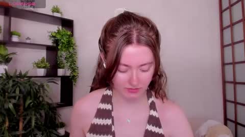 Snapshot of kate_cuddle chatting on 07/08/26, 02:49 Kate online show from 07/08/26, 02:49