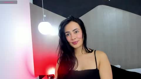 Kate Evans online show from 06/26/26, 11:03