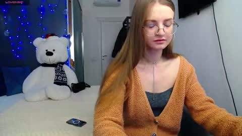 .Be kind and gentle with me and I will do my best for you.   online show from 02/11/25, 08:26