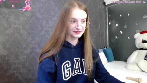 Snapshot of kate_jonson chatting on 05/08/26, 06:52 .Be kind and gentle with me and I will do my best for you. online show from 05/08/26, 06:52