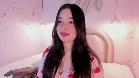 Snapshot of kate_michaels_ chatting on 05/17/26, 03:15 Kate online show from 05/17/26, 03:15