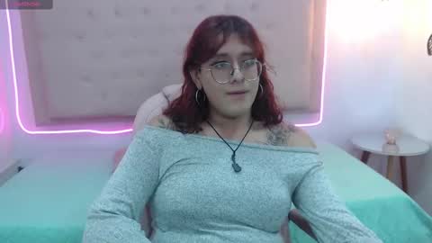 kate online show from 02/21/25, 02:50