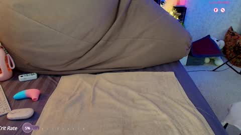 Snapshot of kate_picture chatting on 12/27/24, 03:42 Kate online show from 12/27/24, 03:42