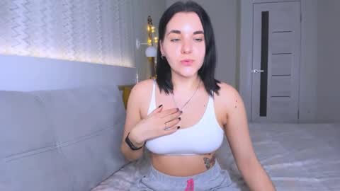 Snapshot of kate_ree_ chatting on 01/30/25, 04:45 KATE online show from 01/30/25, 04:45
