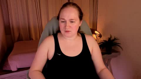 Kate   Follow me dear  online show from 05/19/26, 01:56