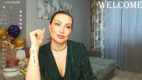 Snapshot of kate_space chatting on 02/25/25, 05:19 Therapist online show from 02/25/25, 05:19