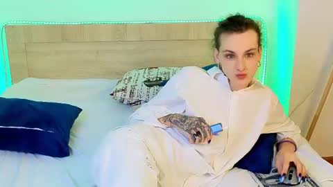 kate_sparkl online show from 07/29/26, 11:47