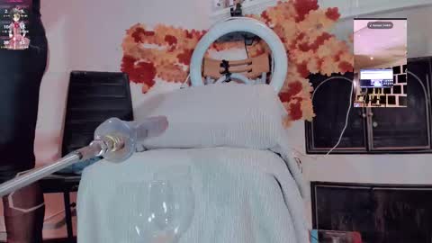 kate the pink girl online show from 10/27/25, 03:54