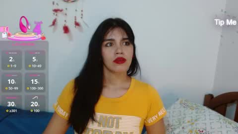 Snapshot of kateangelly chatting on 05/01/26, 12:37 kateangelly online show from 05/01/26, 12:37