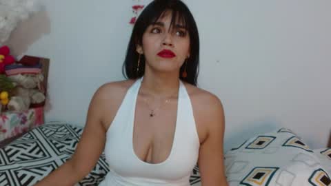 Snapshot of kateangelly chatting on 05/07/26, 03:01 kateangelly online show from 05/07/26, 03:01