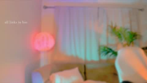 Snapshot of katee_bloss chatting on 01/18/25, 05:10 Nice to meet you online show from 01/18/25, 05:10