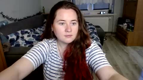 KateeFox online show from 05/25/26, 04:13