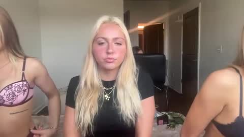 kateharperr online show from 10/08/25, 08:06