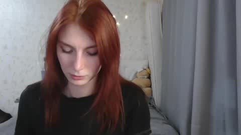 Snapshot of katekalen chatting on 03/12/26, 04:57 Kate Bunny online show from 03/12/26, 04:57