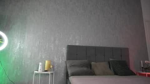 Kate online show from 11/14/25, 07:18