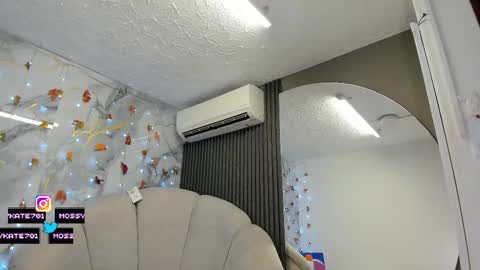 Im Katherine but call me Kate  online show from 11/14/25, 12:26