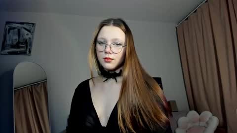 Snapshot of katerosen chatting on 03/12/26, 03:51 KATE online show from 03/12/26, 03:51