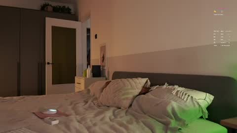 katesee online show from 06/01/26, 02:19