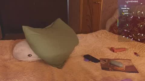 Snapshot of kateslil chatting on 02/08/25, 01:43 Kate online show from 02/08/25, 01:43