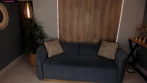 K A T E  online show from 02/13/26, 11:17