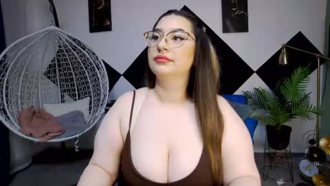 Kate online show from 05/17/26, 07:43