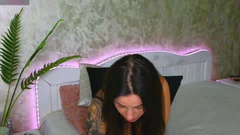 KateyRiva online show from 09/18/25, 06:43