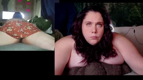 Snapshot of katgall327 chatting on 11/22/25, 05:06 Kate online show from 11/22/25, 05:06