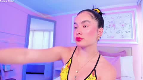 Snapshot of kath_evanss chatting on 02/06/25, 12:05 Kaath online show from 02/06/25, 12:05