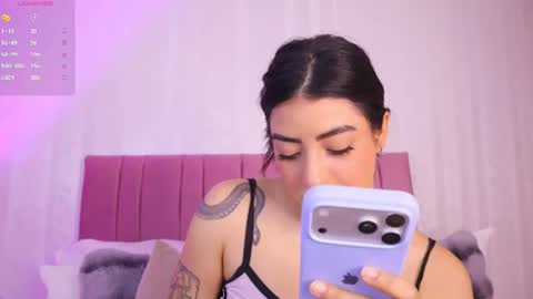 Snapshot of kath_rosee chatting on 06/21/26, 07:27 online show from 06/21/26, 07:27
