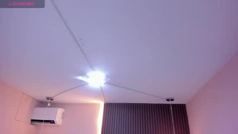   online show from 12/21/25, 11:28